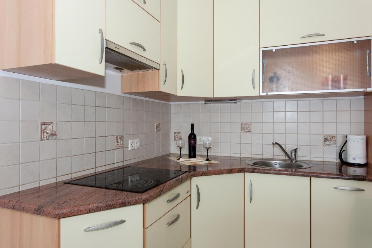 Abbadessa Apartamento Kaštela Exterior foto